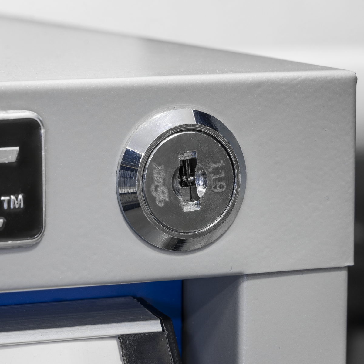 Premier Industrial™ Double Drawer Unit for API Series Workbenches (Factory Refurbished C)