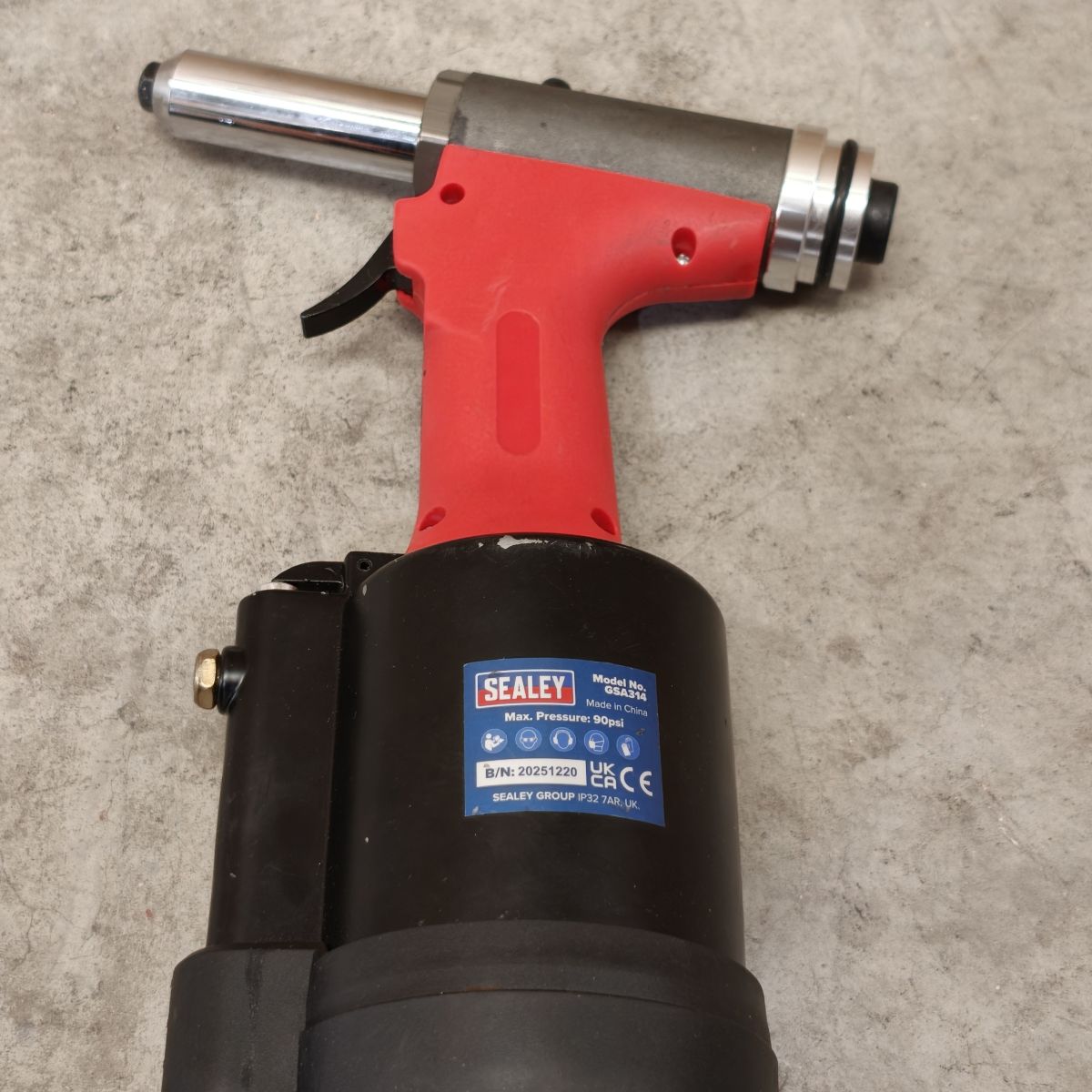 Generation Heavy-Duty Air/Hydraulic Riveter (Factory Refurbished C)