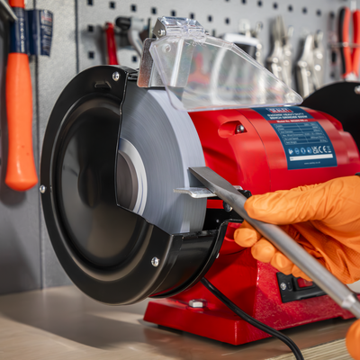 Heavy-Duty 200mm Bench Grinder 600W/230V (Factory Refurbished A)