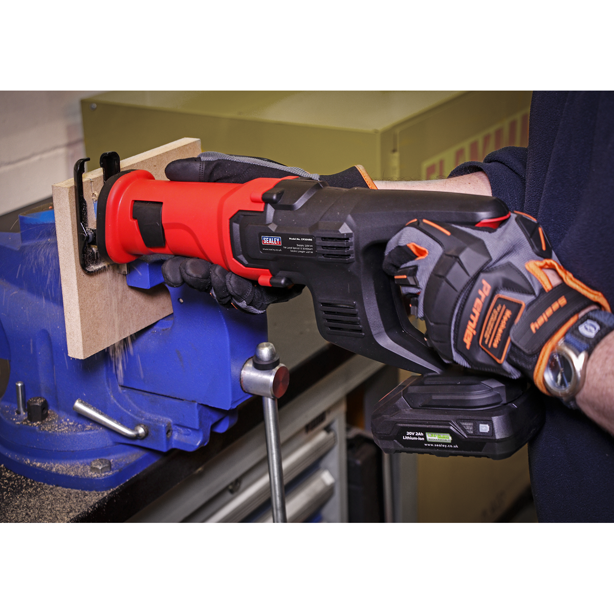 SV20 Series Cordless Reciprocating Saw 20V - Body Only (Factory Refurbished A)