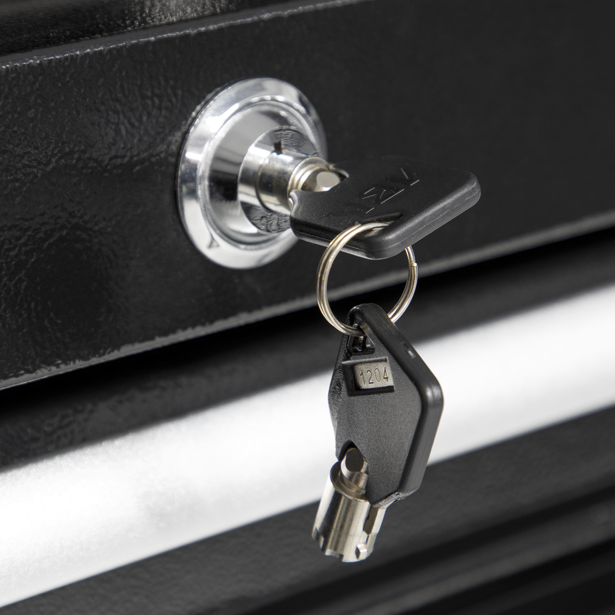 Premier™ Heavy-Duty Rollcab 675mm, 6 Drawer, Black (PTB67506) (Factory Refurbished B)