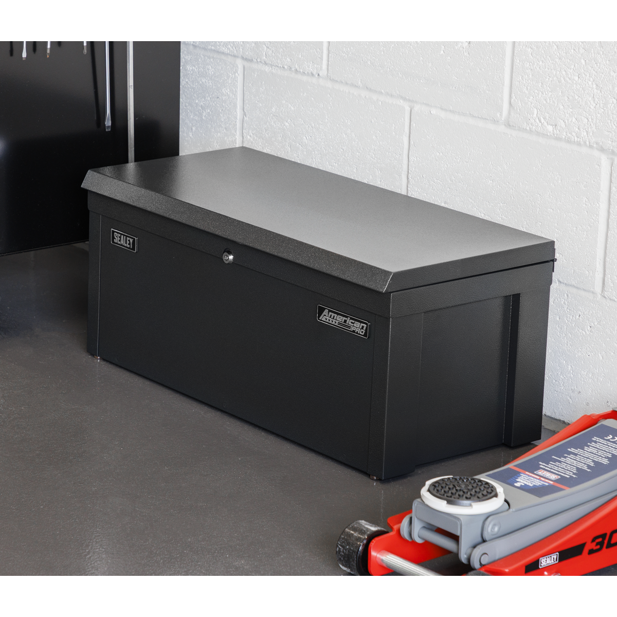 American PRO® Steel Storage Chest 765 x 350 x 320mm (Factory Refurbished B)