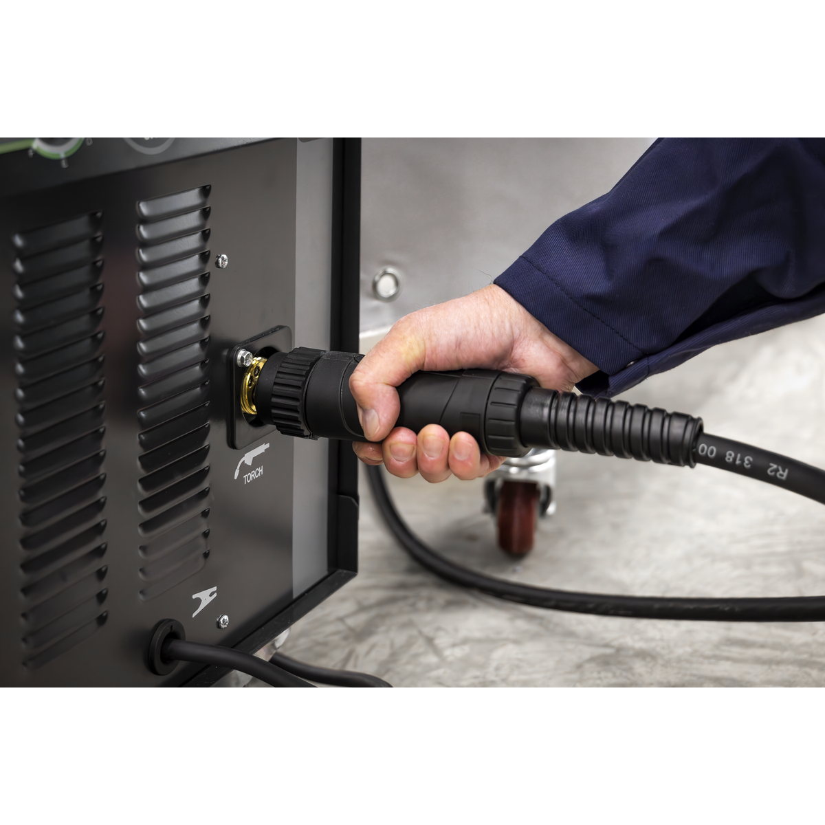 Professional Gas/Gasless MIG Welder with Euro Torch, 180A (SUPERMIG180) (Factory Refurbished D)